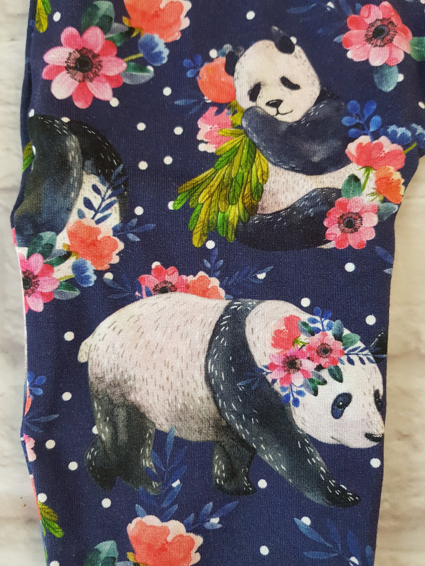 Pumphose aus Jersey mit Panda und Blumen
