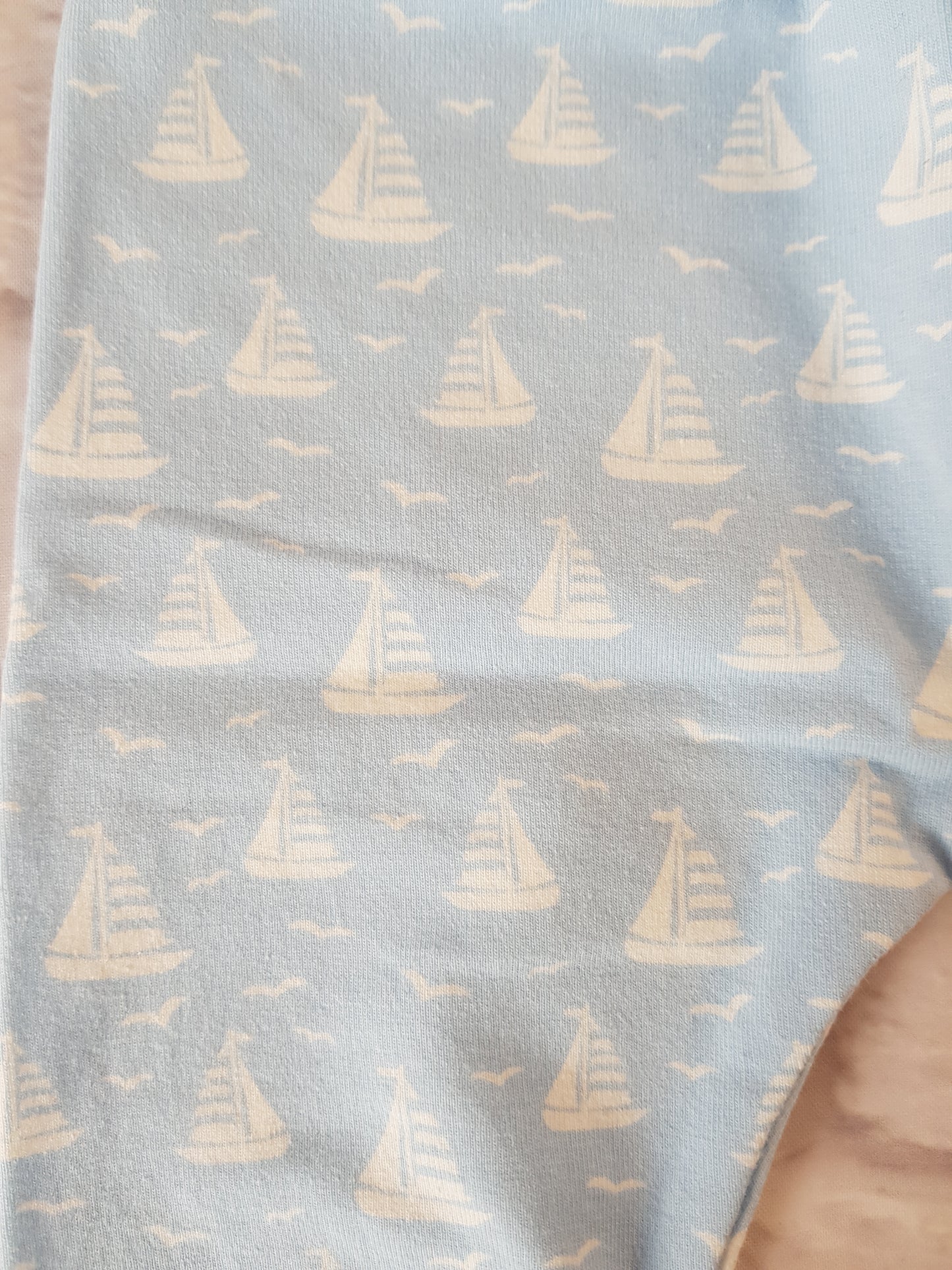 Pumphose aus Jersey mit Segelboot